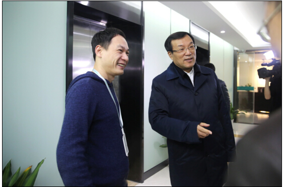 杭州市副书记、市长张鸿铭赴钛合智造参观考察